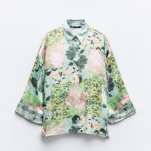 Cute dressy long sleeve shirt
Size S
Brand Zara